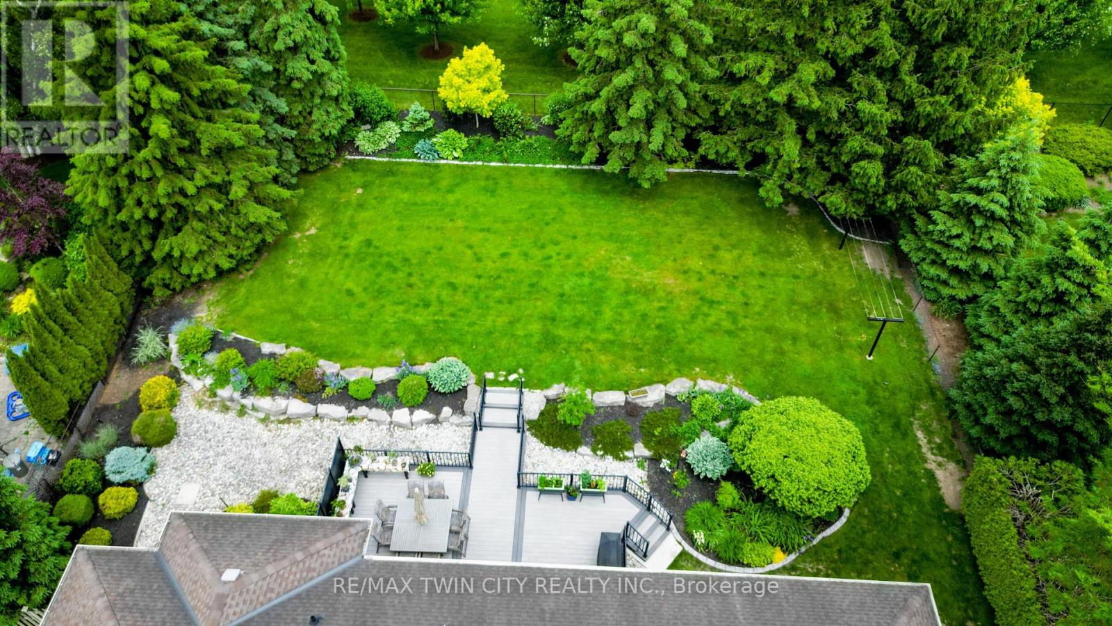 48 Peter Street, Wellesley, Ontario  N0B 2M0 - Photo 2 - X12217600