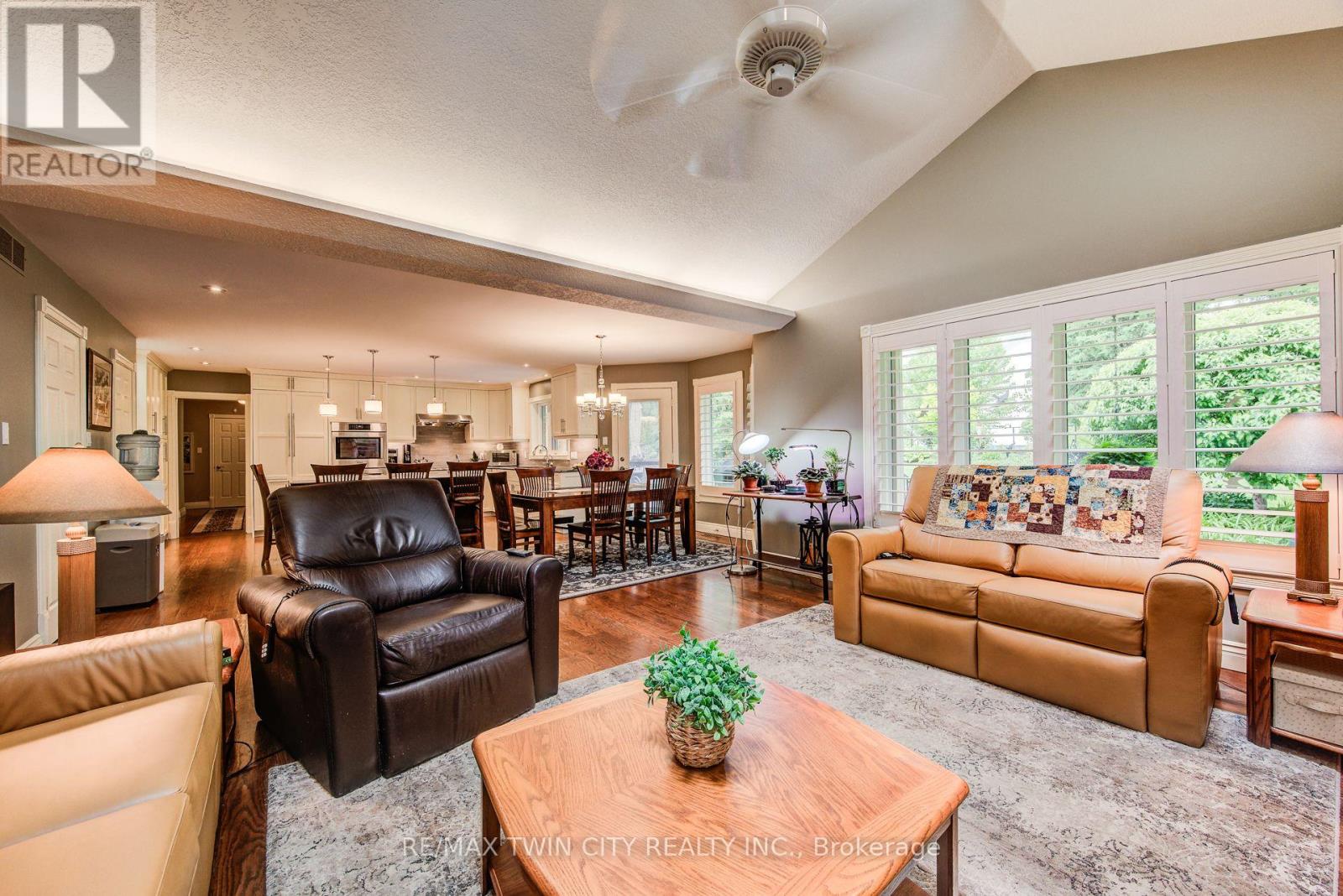 48 Peter Street, Wellesley, Ontario  N0B 2M0 - Photo 23 - X12217600