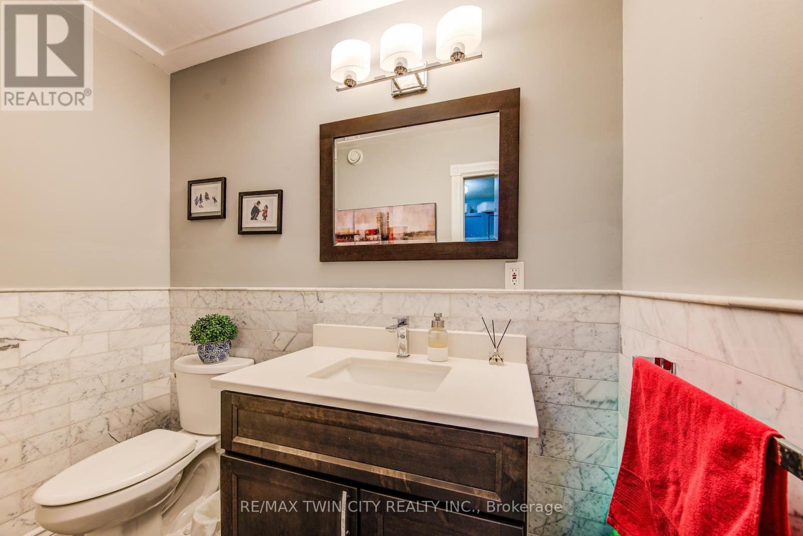 48 Peter Street, Wellesley, Ontario  N0B 2M0 - Photo 30 - X12217600