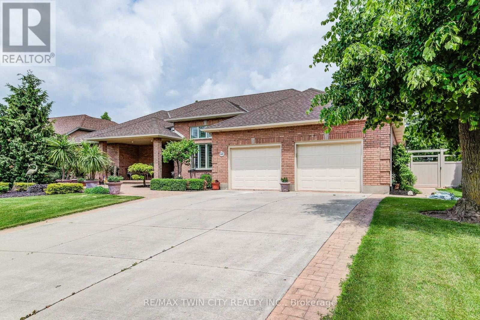 48 Peter Street, Wellesley, Ontario  N0B 2M0 - Photo 4 - X12217600