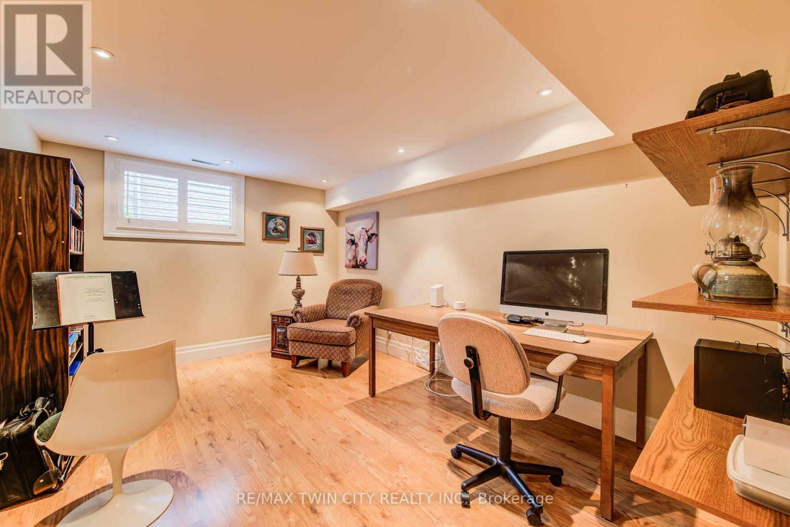 48 Peter Street, Wellesley, Ontario  N0B 2M0 - Photo 41 - X12217600