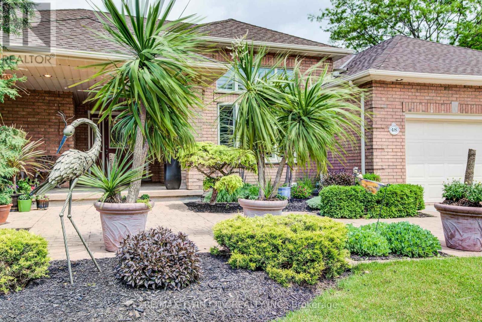 48 Peter Street, Wellesley, Ontario  N0B 2M0 - Photo 6 - X12217600