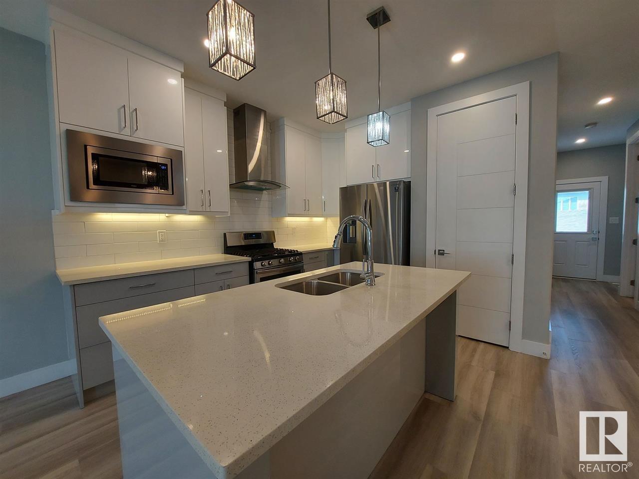9356 Pear Li Sw, Edmonton, Alberta  T6X 2V9 - Photo 4 - E4442116