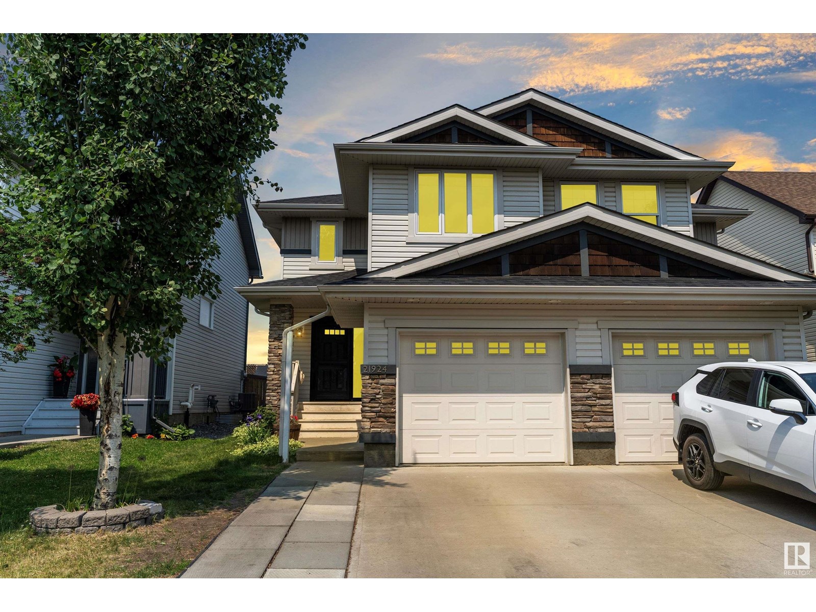21924 99A AV NW, Edmonton, Alberta