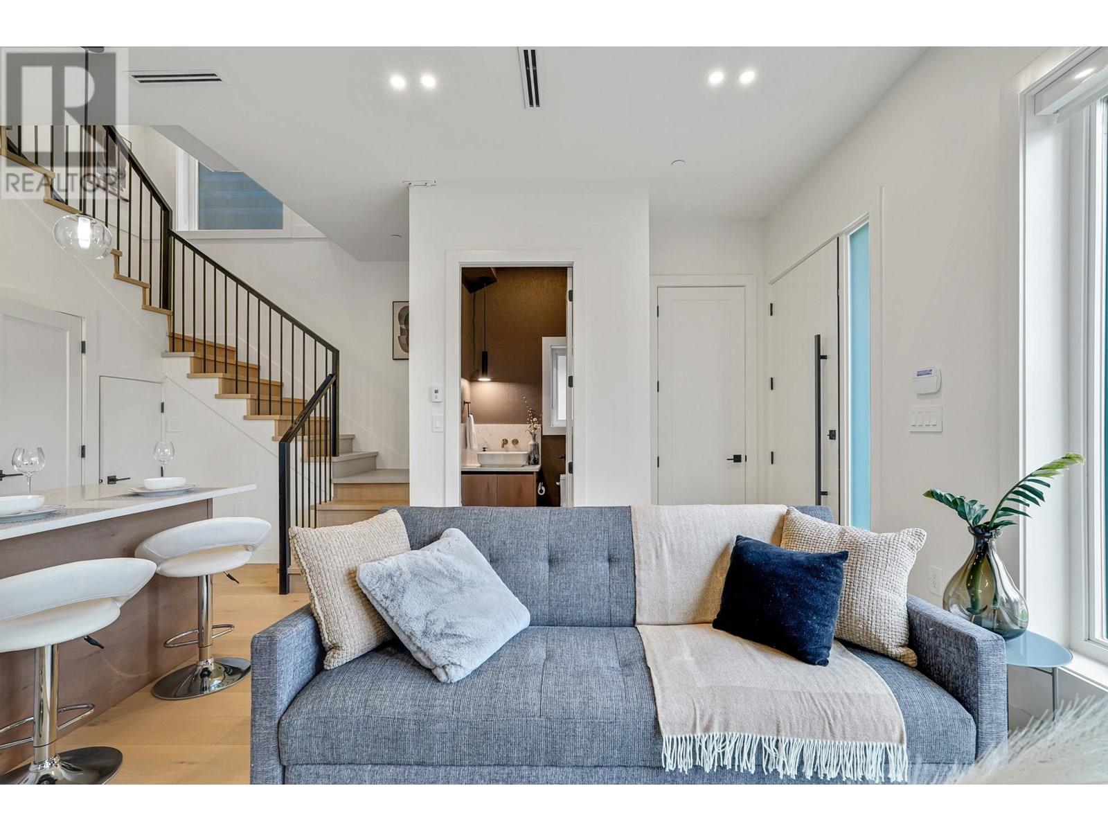 785 Skeena Street, Vancouver, British Columbia  V5K 4P4 - Photo 8 - R3015076