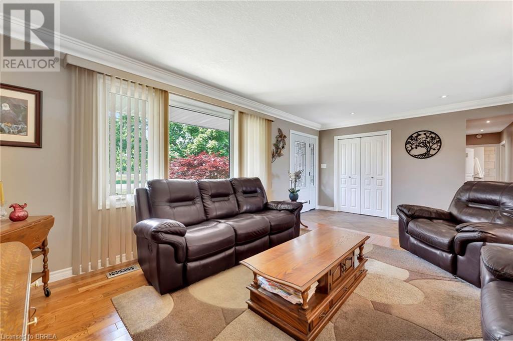 325 Ellis Avenue, Mount Pleasant, Ontario  N3T 5L5 - Photo 9 - 40740426