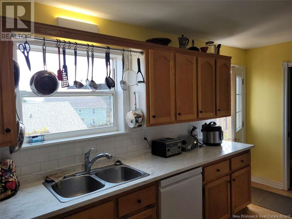 12 Harding Street, Saint John, New Brunswick  E2L 1T6 - Photo 10 - NB120733