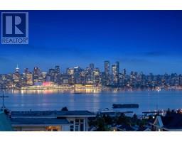 501 210 W 13th Street, North Vancouver, Ca
