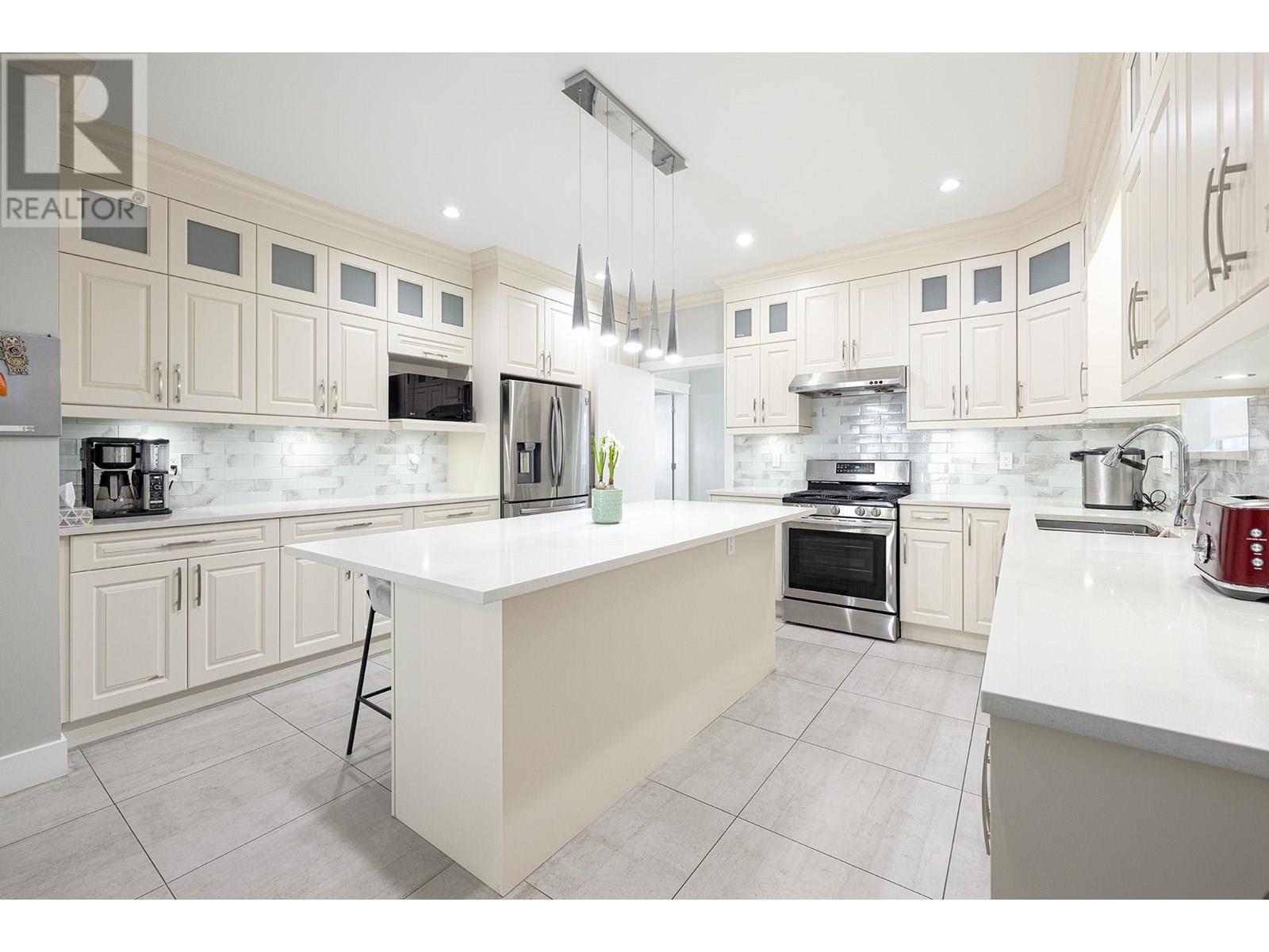 6057 Leibly Avenue, Burnaby, British Columbia  V5E 3C7 - Photo 8 - R3015130
