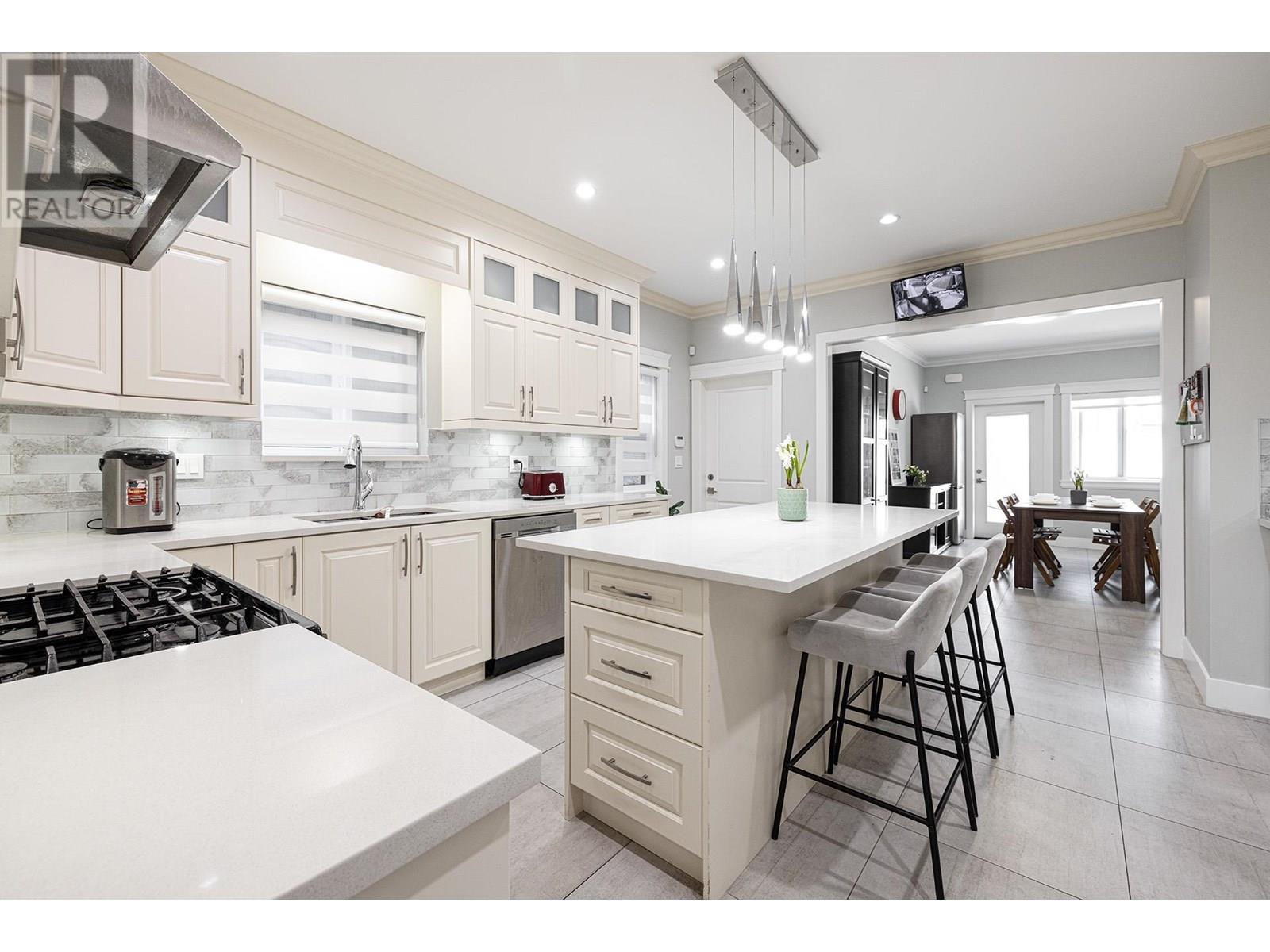 6057 Leibly Avenue, Burnaby, British Columbia  V5E 3C7 - Photo 9 - R3015130