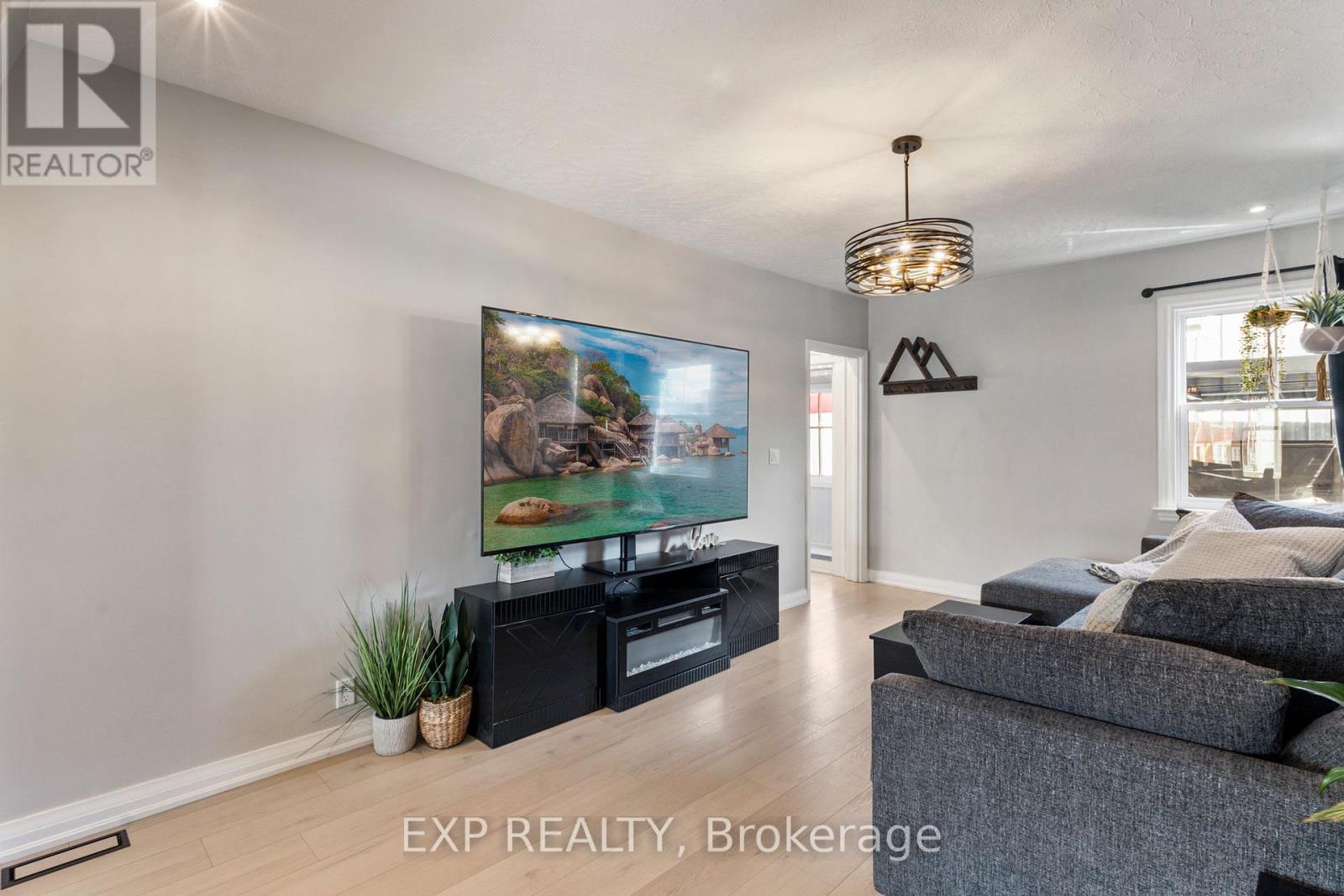 5297 Main Street, Clarington, Ontario  L0B 1M0 - Photo 11 - E12151195
