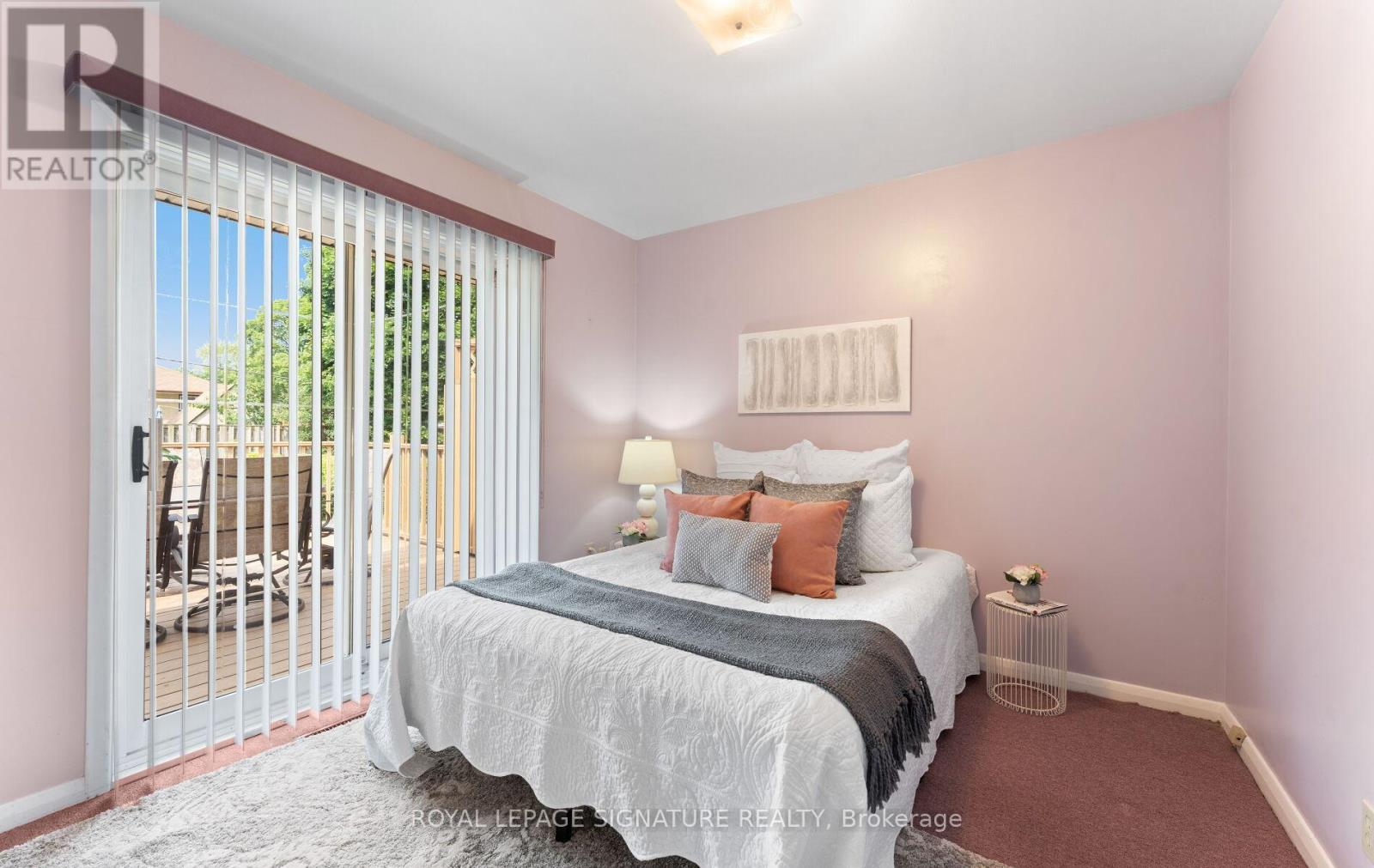 92 Inverdon Road, Toronto, Ontario  M9C 4M1 - Photo 22 - W12217579