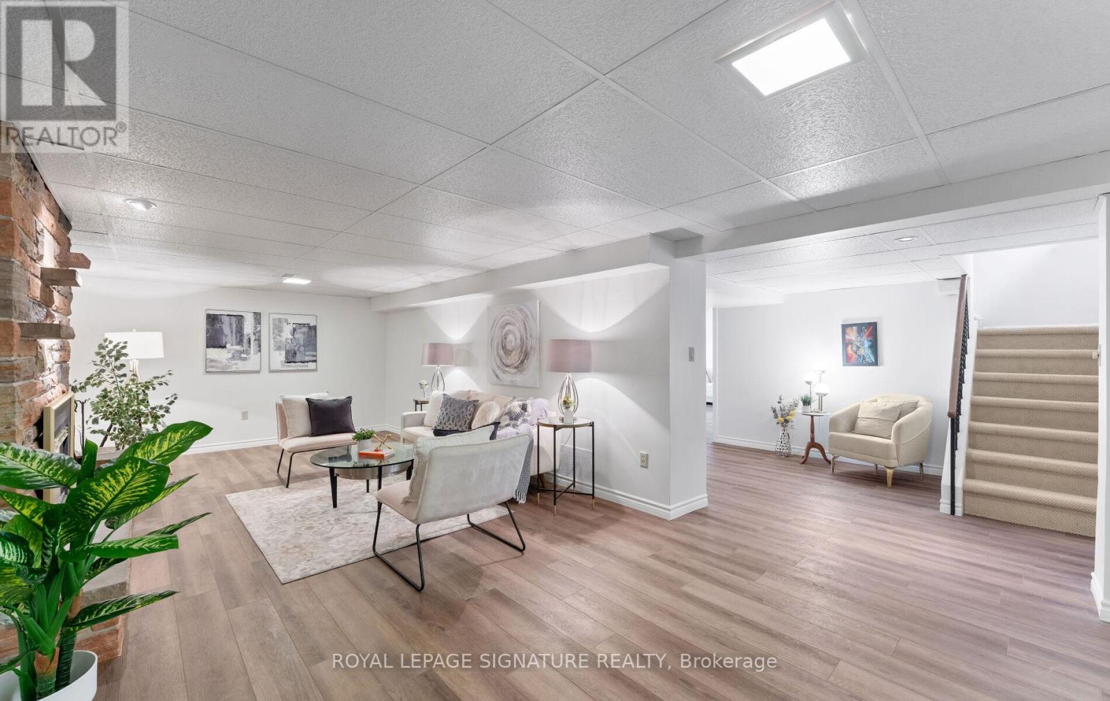 92 Inverdon Road, Toronto, Ontario  M9C 4M1 - Photo 32 - W12217579