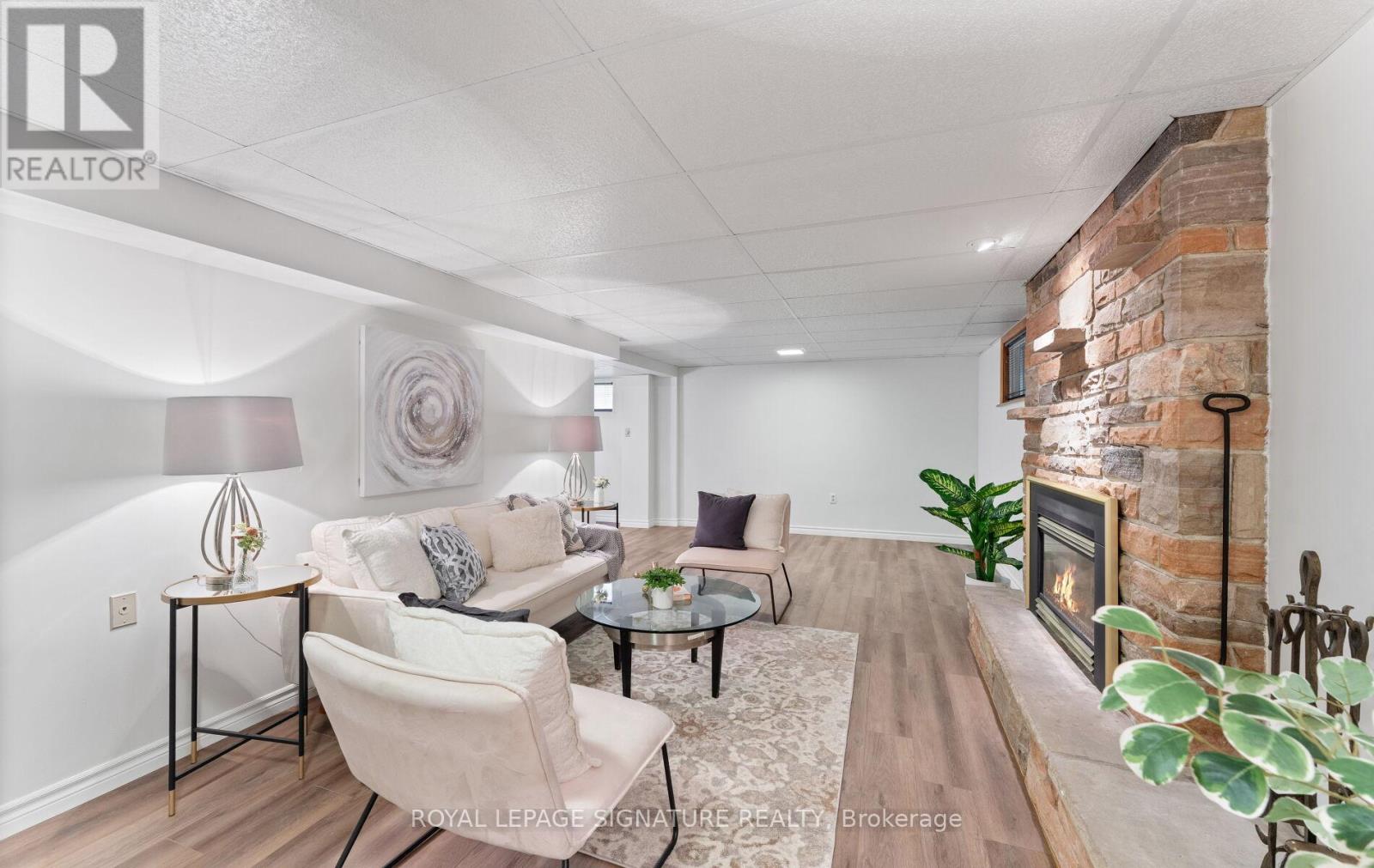 92 Inverdon Road, Toronto, Ontario  M9C 4M1 - Photo 35 - W12217579