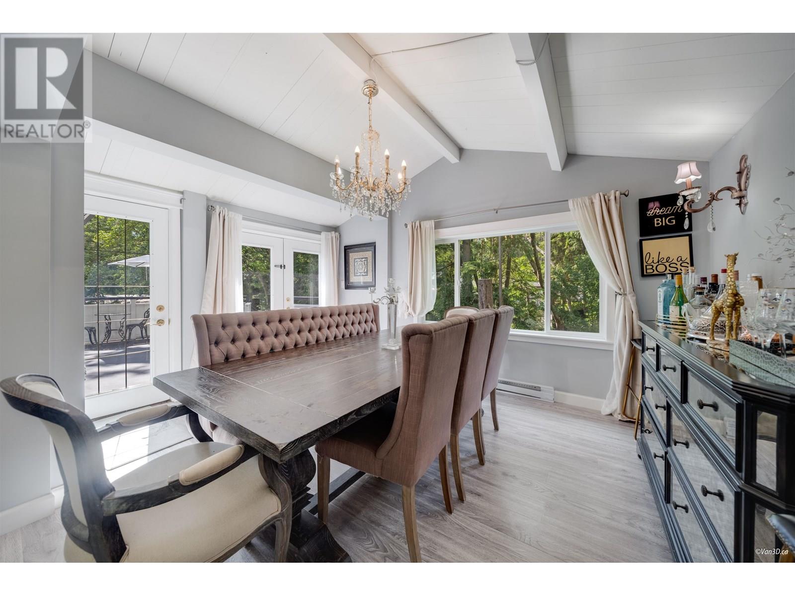 3870 Emerald Drive, North Vancouver, British Columbia  V7R 3B8 - Photo 12 - R3015110