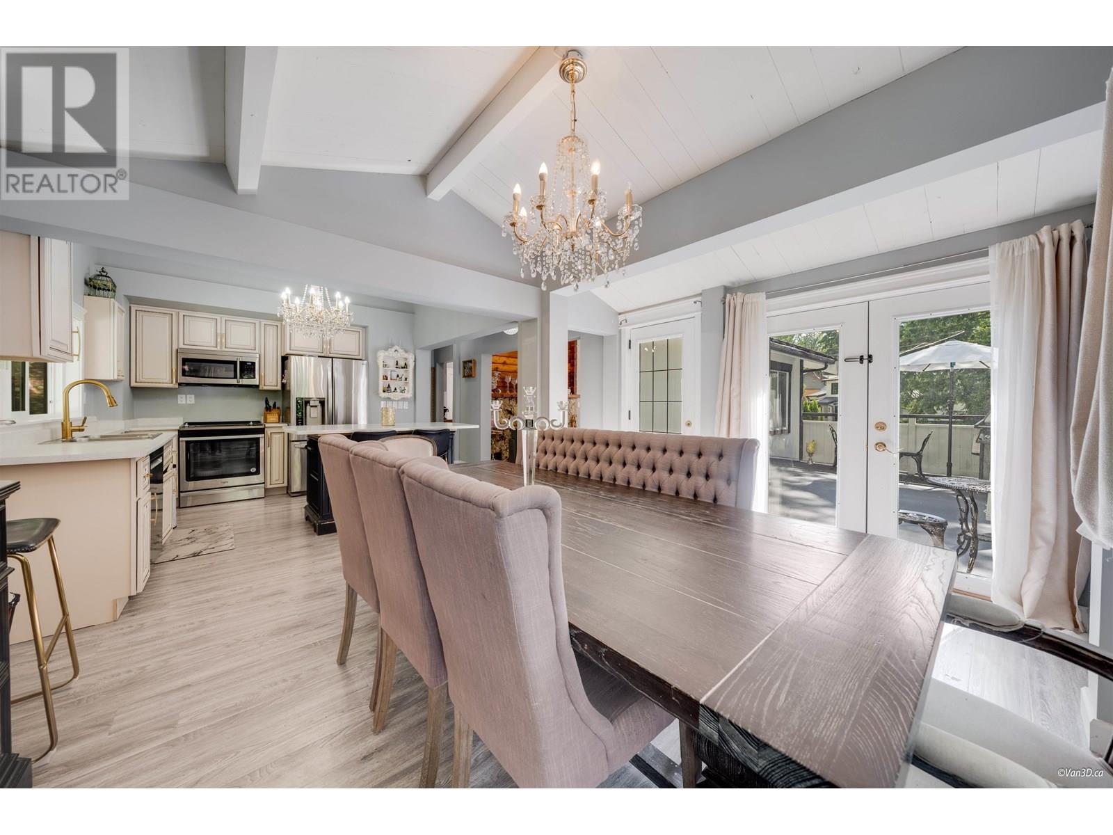 3870 Emerald Drive, North Vancouver, British Columbia  V7R 3B8 - Photo 13 - R3015110