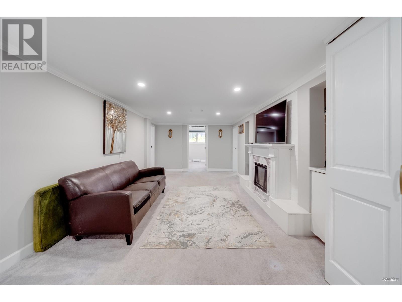 3870 Emerald Drive, North Vancouver, British Columbia  V7R 3B8 - Photo 20 - R3015110