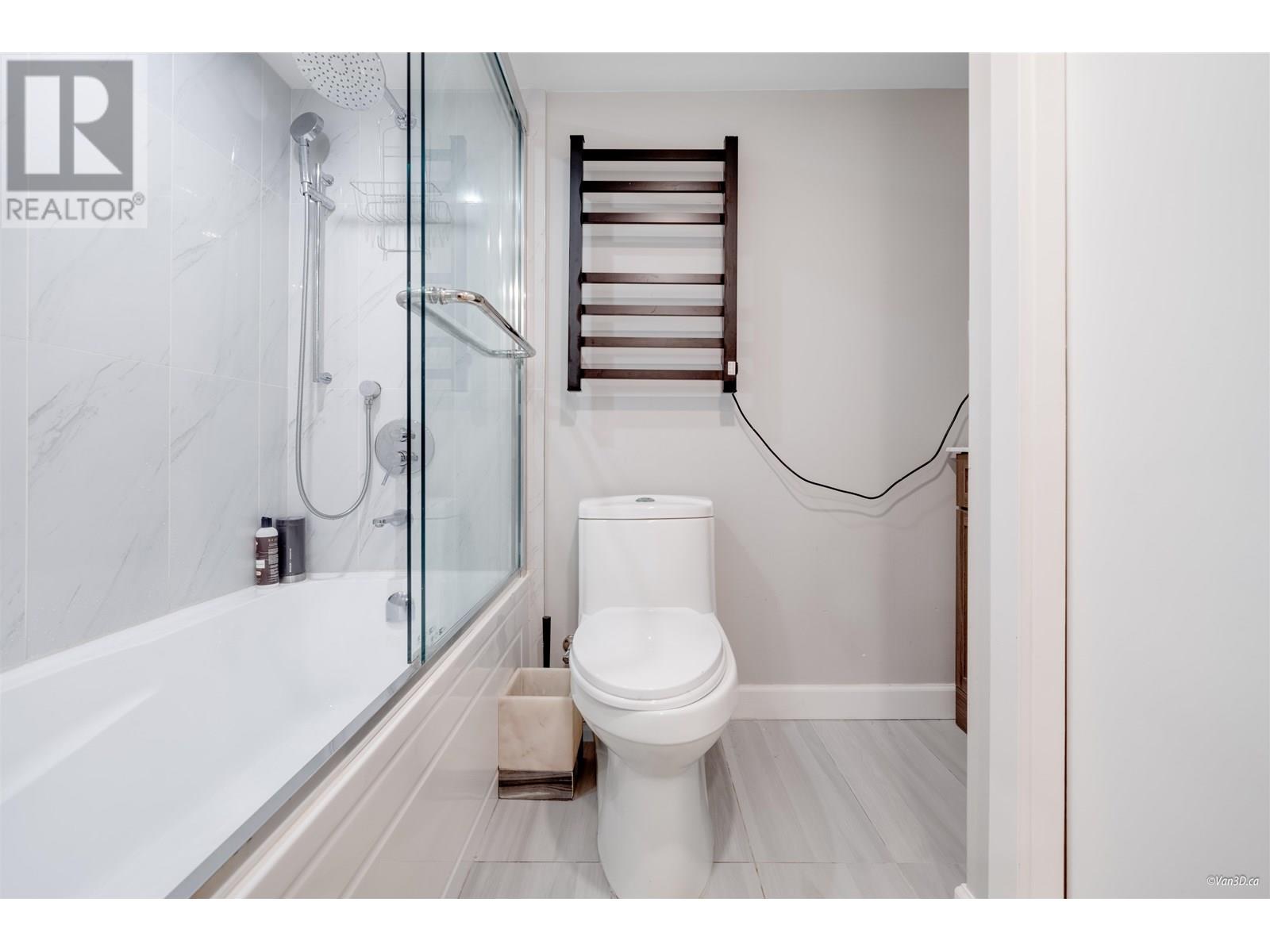 3870 Emerald Drive, North Vancouver, British Columbia  V7R 3B8 - Photo 34 - R3015110