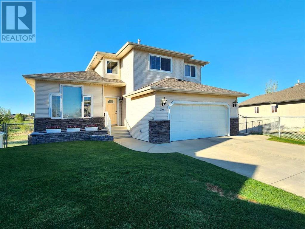 27 Parkview Close, Blackfalds, Alberta  T4M 0G1 - Photo 3 - A2219579