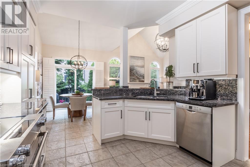 3329 Springflower Way, Oakville, Ontario  L6L 6V1 - Photo 9 - 40740828
