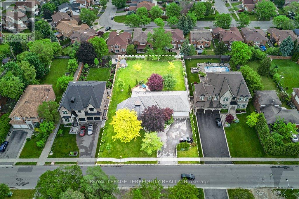 1449 Rosebank Road, Pickering (Woodlands), Ontario  L1V 1P3 - Photo 2 - E12217633