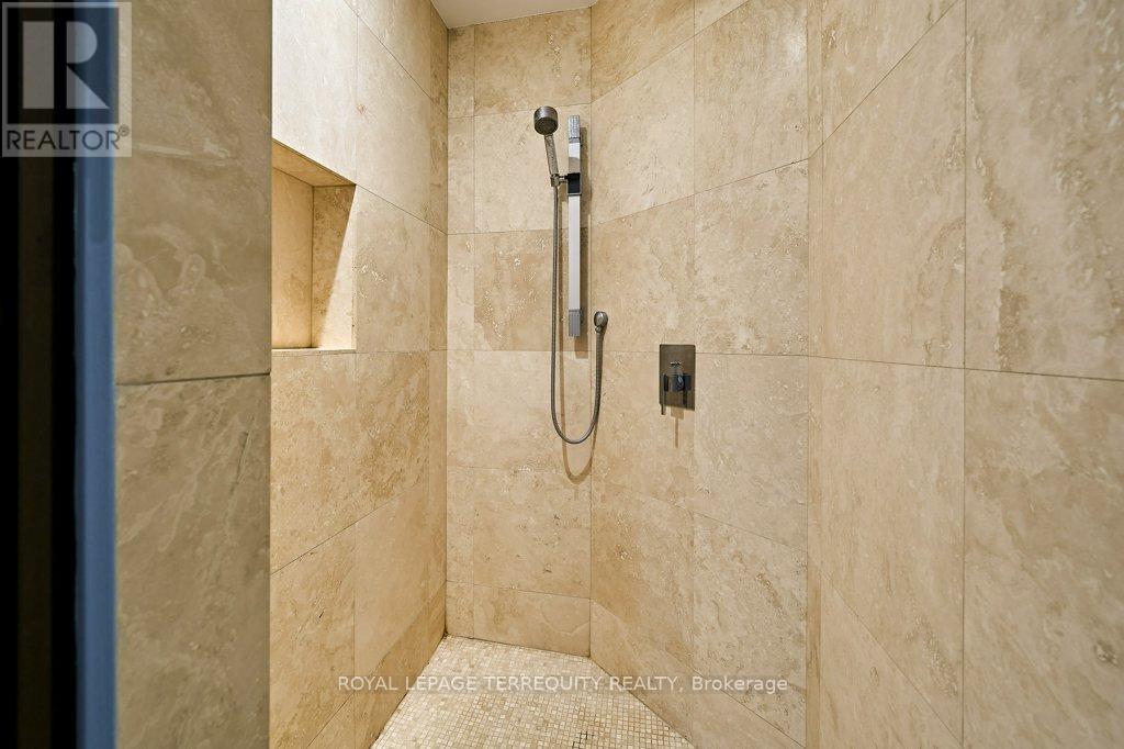 1449 Rosebank Road, Pickering (Woodlands), Ontario  L1V 1P3 - Photo 23 - E12217633