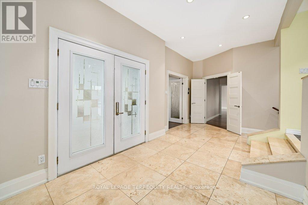 1449 Rosebank Road, Pickering (Woodlands), Ontario  L1V 1P3 - Photo 4 - E12217633
