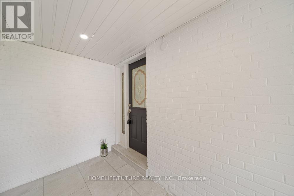 3 Valia Road, Toronto, Ontario  M1E 3V9 - Photo 4 - E12217646