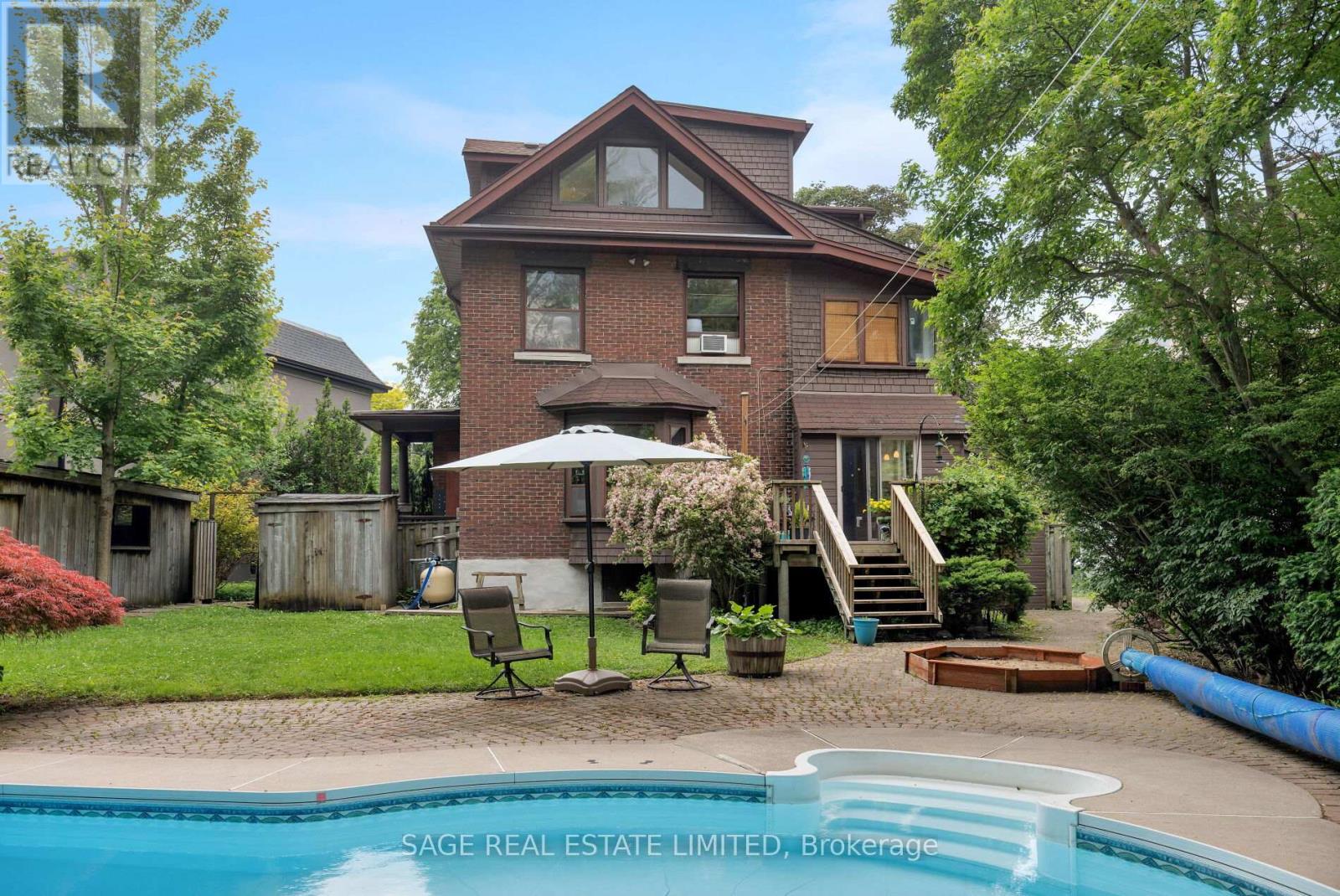 201 Sutherland Drive, Toronto (Leaside), Ontario  M4G 1J1 - Photo 37 - C12217525