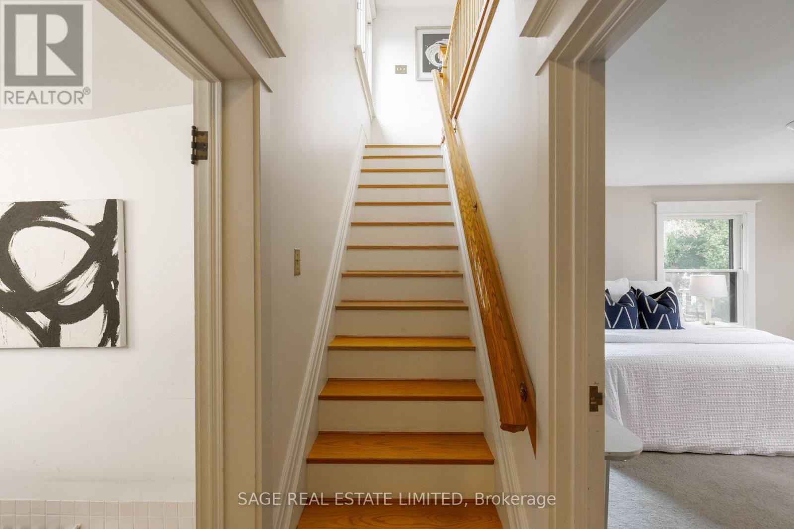 201 Sutherland Drive, Toronto (Leaside), Ontario  M4G 1J1 - Photo 29 - C12217525