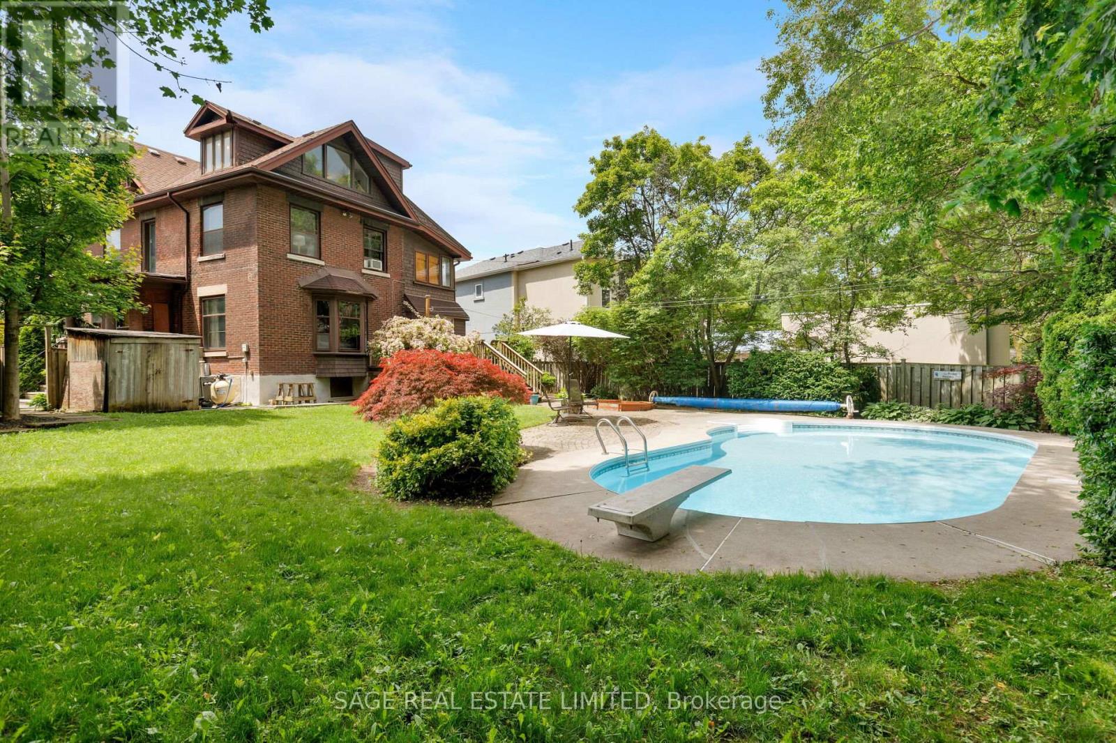 201 Sutherland Drive, Toronto (Leaside), Ontario  M4G 1J1 - Photo 39 - C12217525