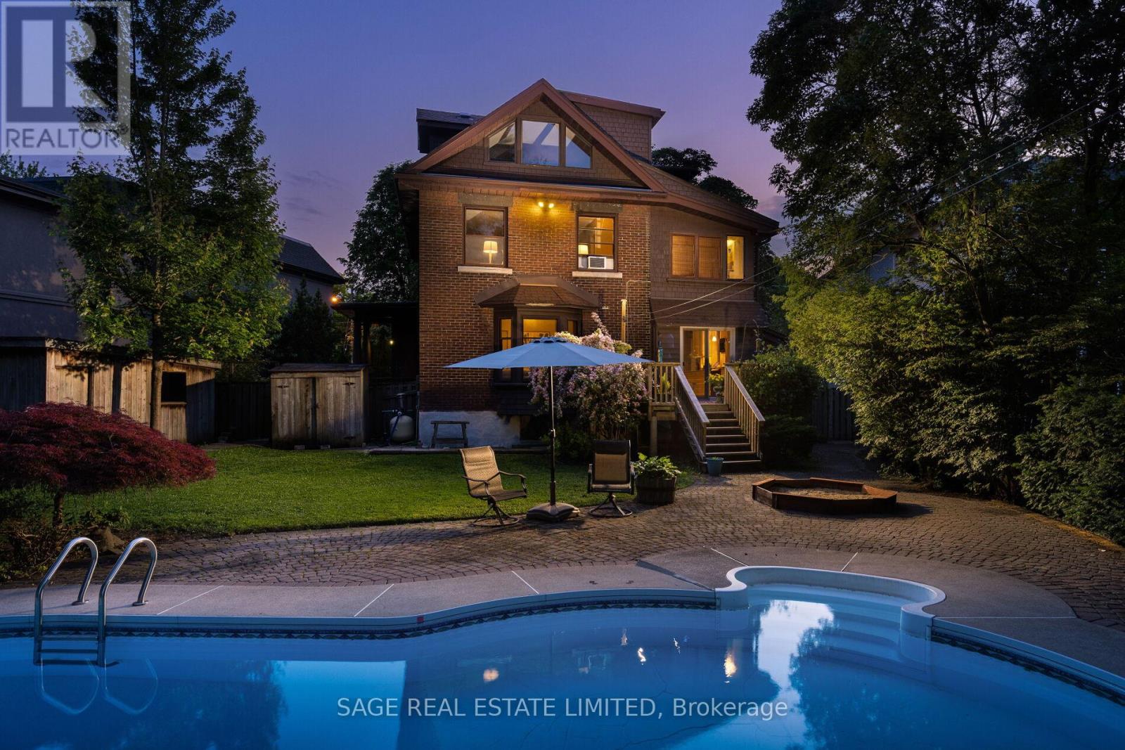 201 Sutherland Drive, Toronto (Leaside), Ontario  M4G 1J1 - Photo 43 - C12217525