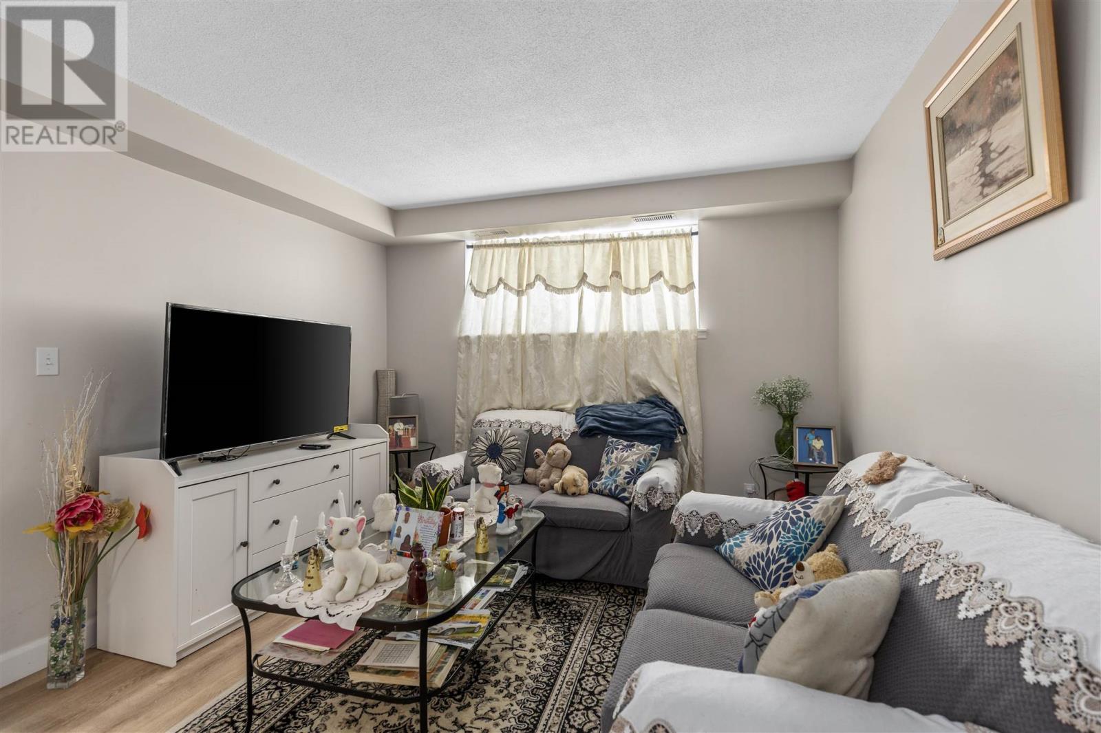 22-24 Central Creek Dr, Sault Ste. Marie, Ontario  P6C 6H3 - Photo 5 - SM250148