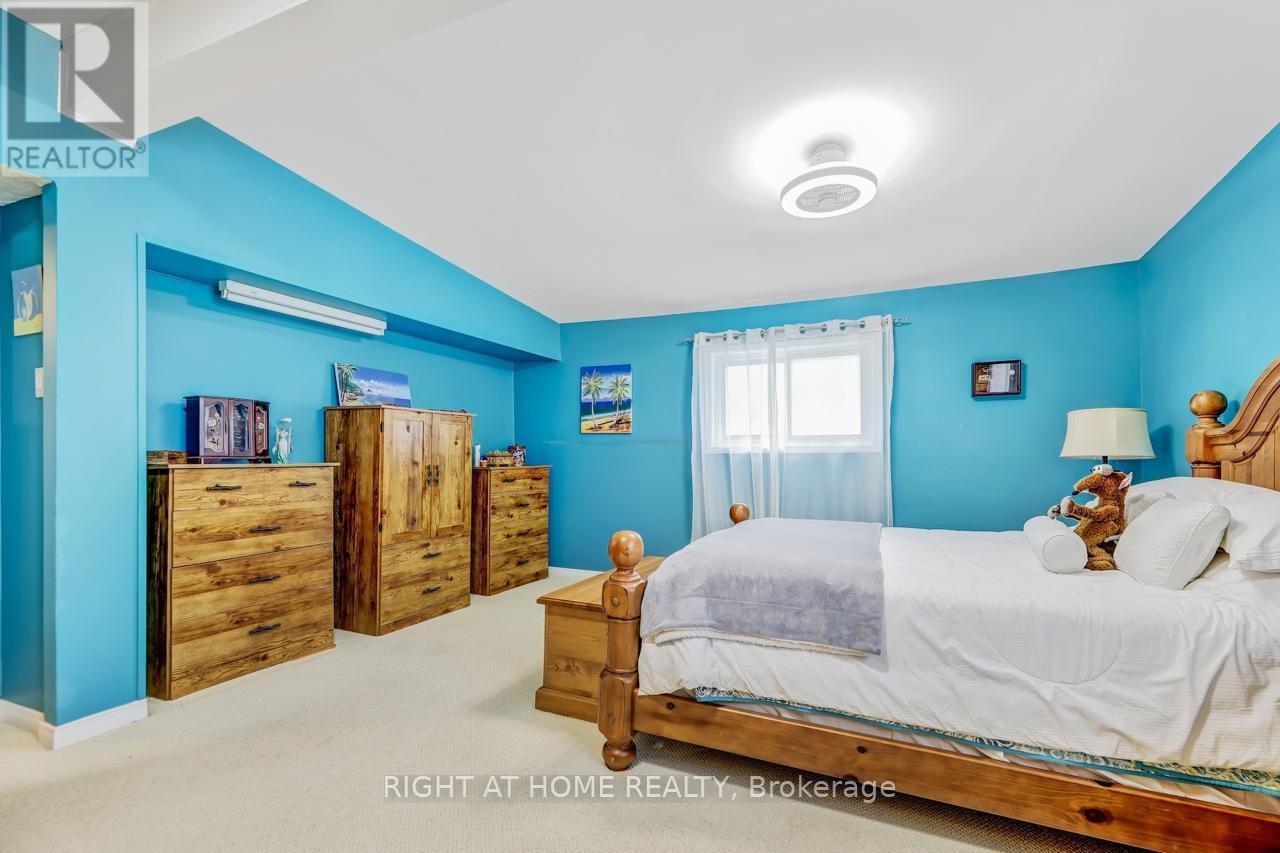 24 Brennan Avenue, Barrie, Ontario  L4N 3X3 - Photo 33 - S12115426