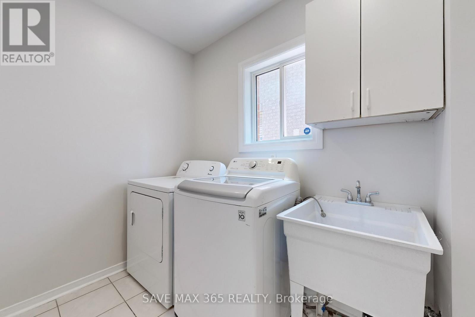 5550 Bollington Drive, Mississauga, Ontario  L5V 2H4 - Photo 15 - W12217372