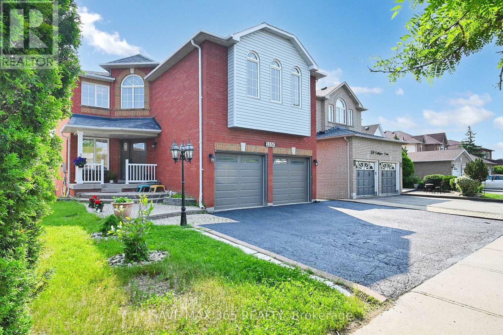 5550 Bollington Drive, Mississauga, Ontario  L5V 2H4 - Photo 2 - W12217372
