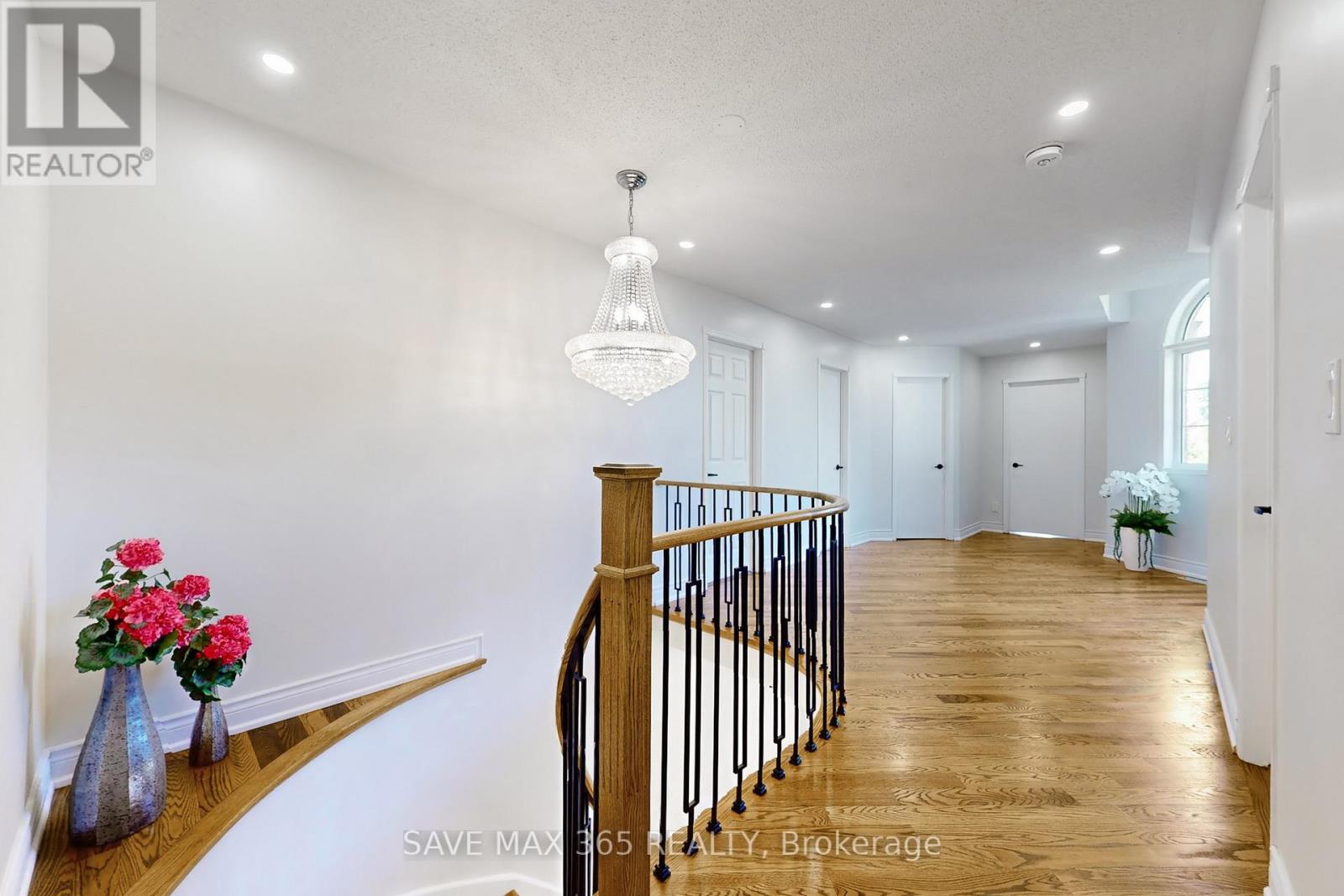5550 Bollington Drive, Mississauga, Ontario  L5V 2H4 - Photo 17 - W12217372