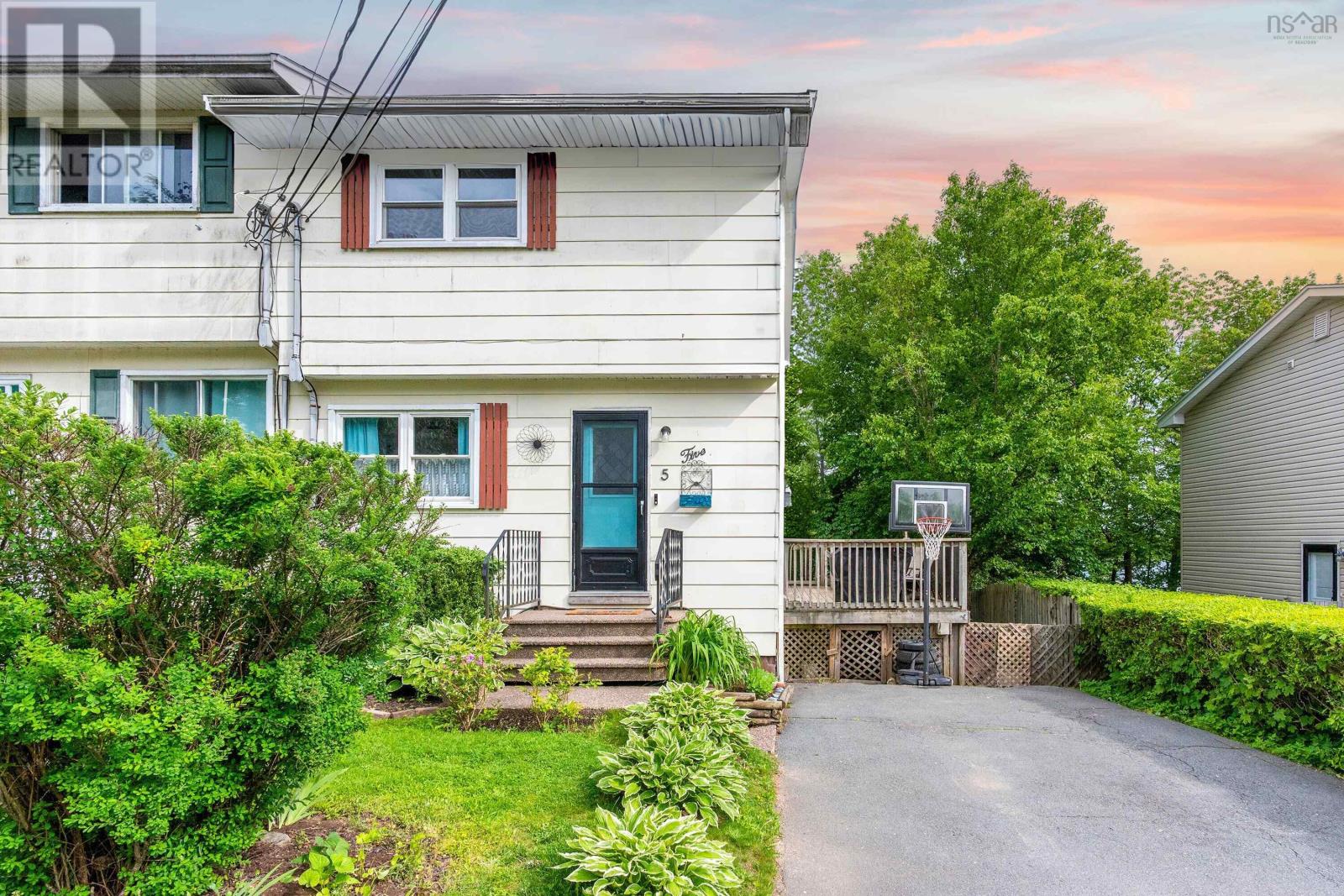 5 Quaker Crescent, Lower Sackville, Nova Scotia  B4C 2Z1 - Photo 1 - 202514262