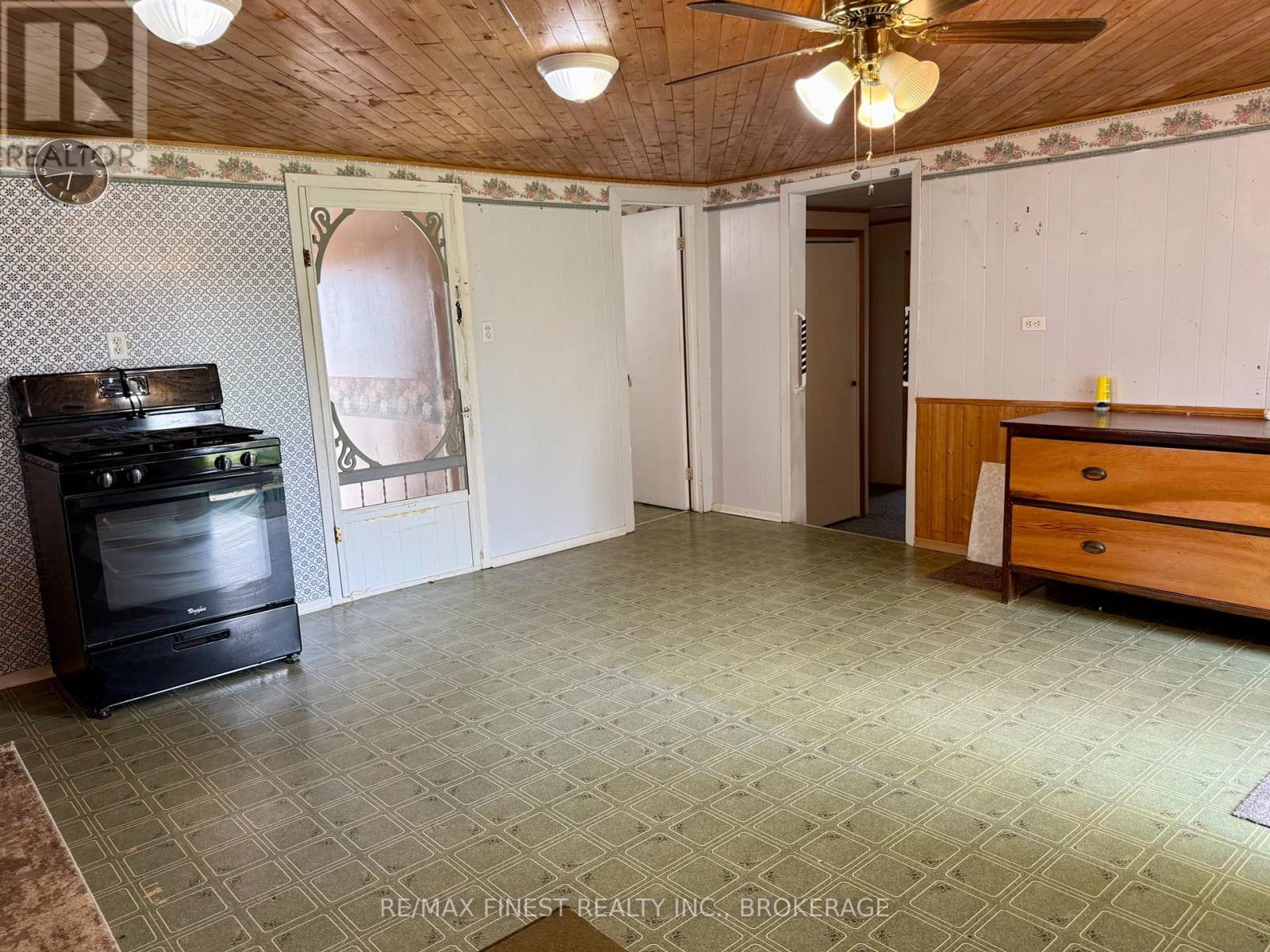 159 University Avenue, Belleville, Ontario  K8N 4Y4 - Photo 8 - X12194677