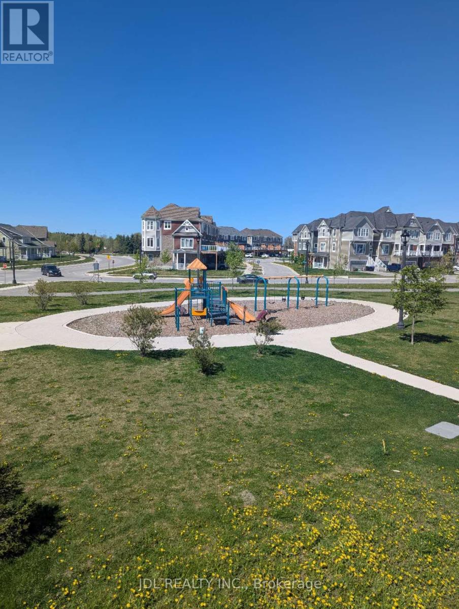 40 Village Gate Drive, Wasaga Beach, Ontario  L9Z 0J7 - Photo 17 - S12214865