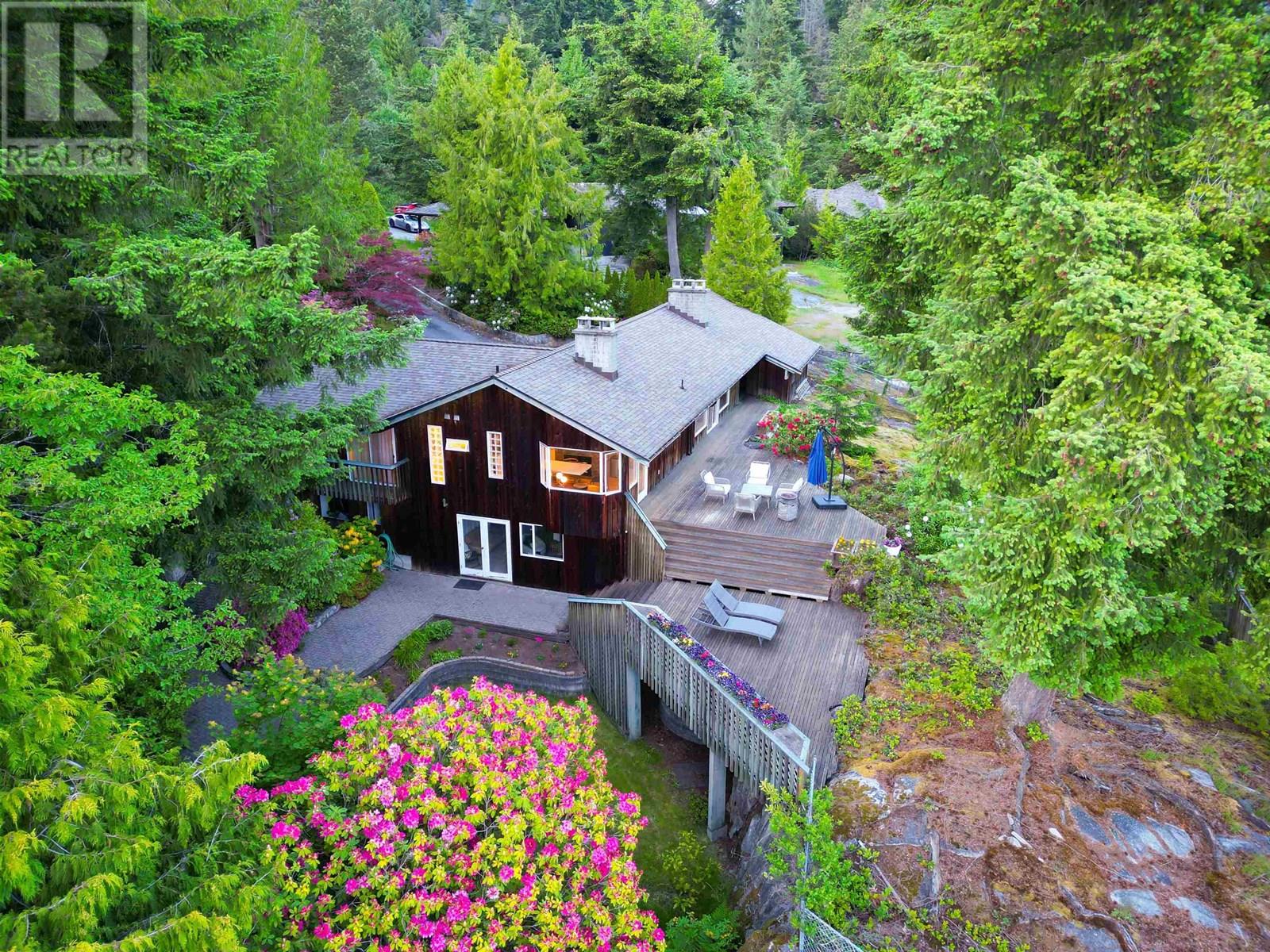 4663 Woodridge Place, West Vancouver, British Columbia  V7S 2X1 - Photo 8 - R3011557