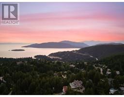 LOT 1 4665 WOODRIDGE PLACE, West Vancouver, British Columbia