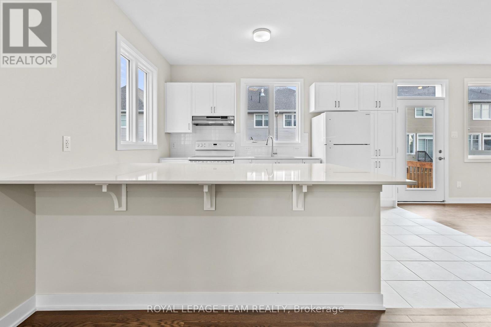 608 Expansion Road, Ottawa, Ontario  K2J 7G5 - Photo 8 - X12217707