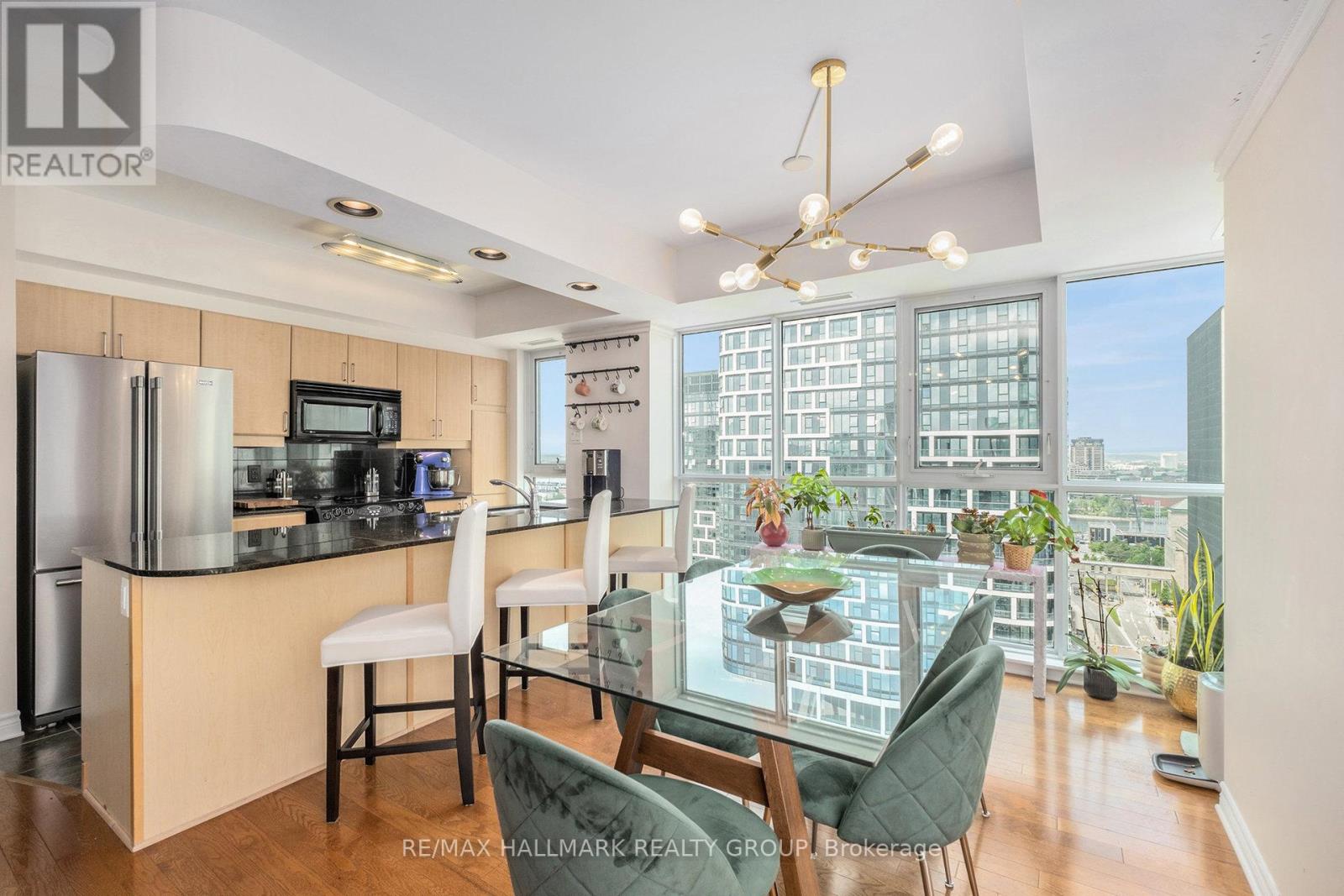 Ph4 - 445 Laurier Avenue W, Ottawa, Ontario  K1R 0A2 - Photo 13 - X12217724