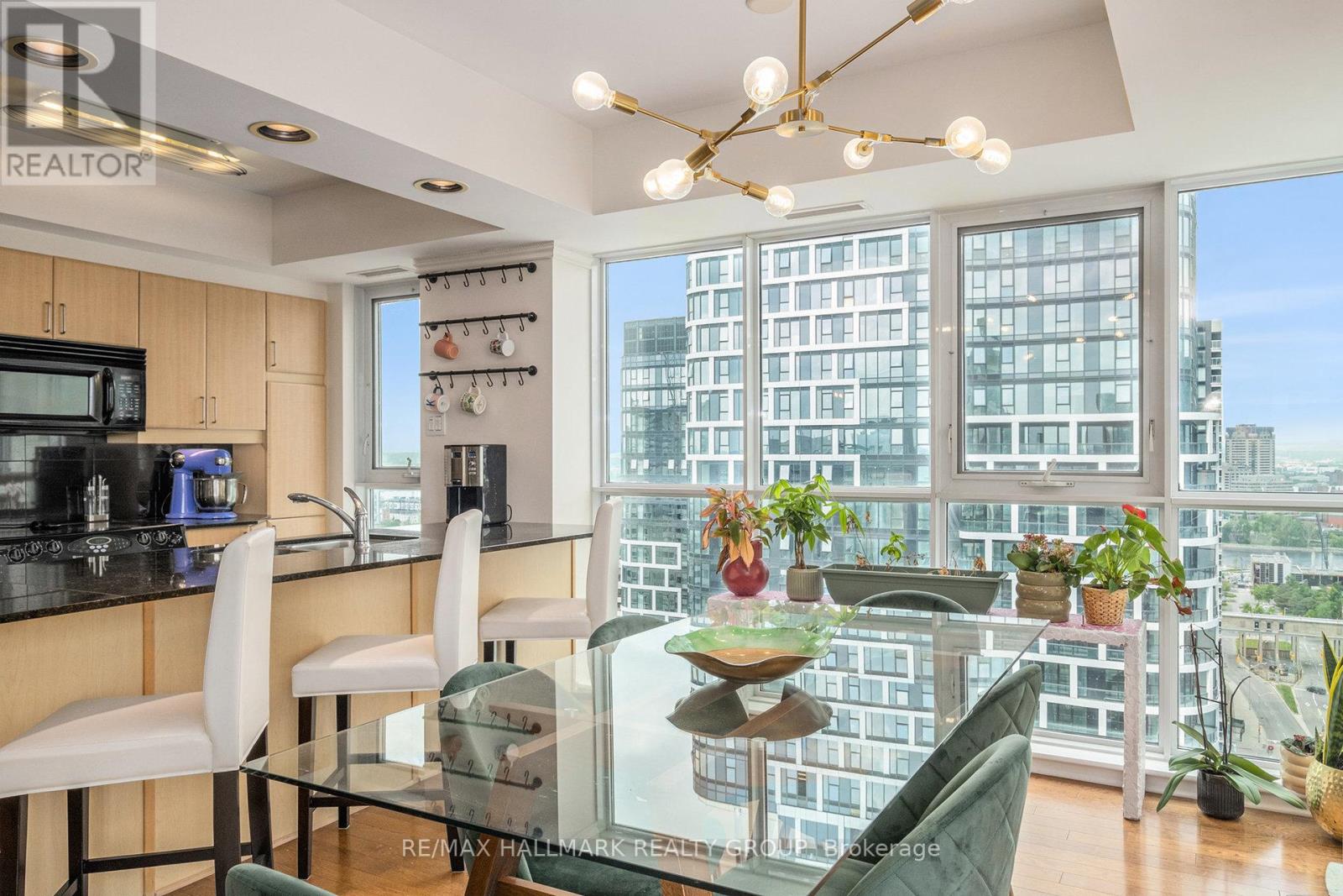 Ph4 - 445 Laurier Avenue W, Ottawa, Ontario  K1R 0A2 - Photo 15 - X12217724
