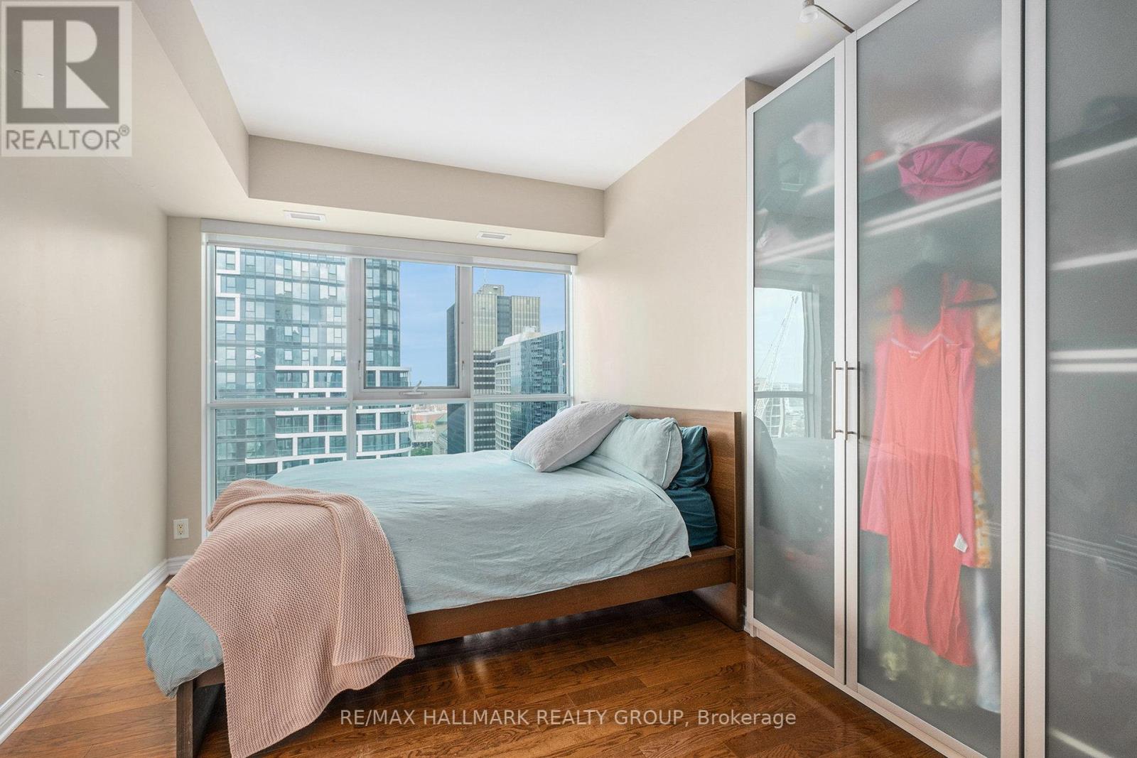Ph4 - 445 Laurier Avenue W, Ottawa, Ontario  K1R 0A2 - Photo 27 - X12217724