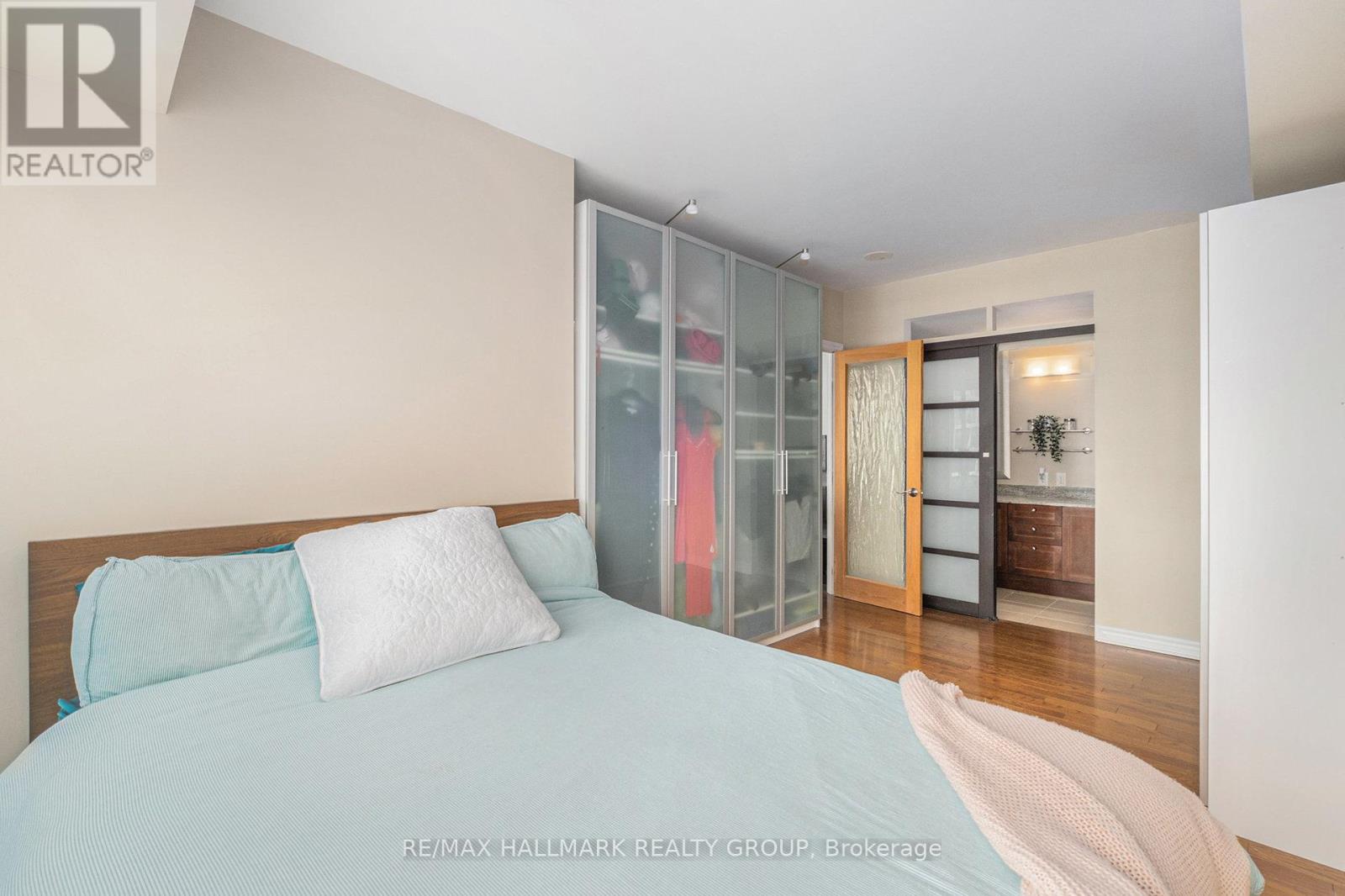 Ph4 - 445 Laurier Avenue W, Ottawa, Ontario  K1R 0A2 - Photo 28 - X12217724
