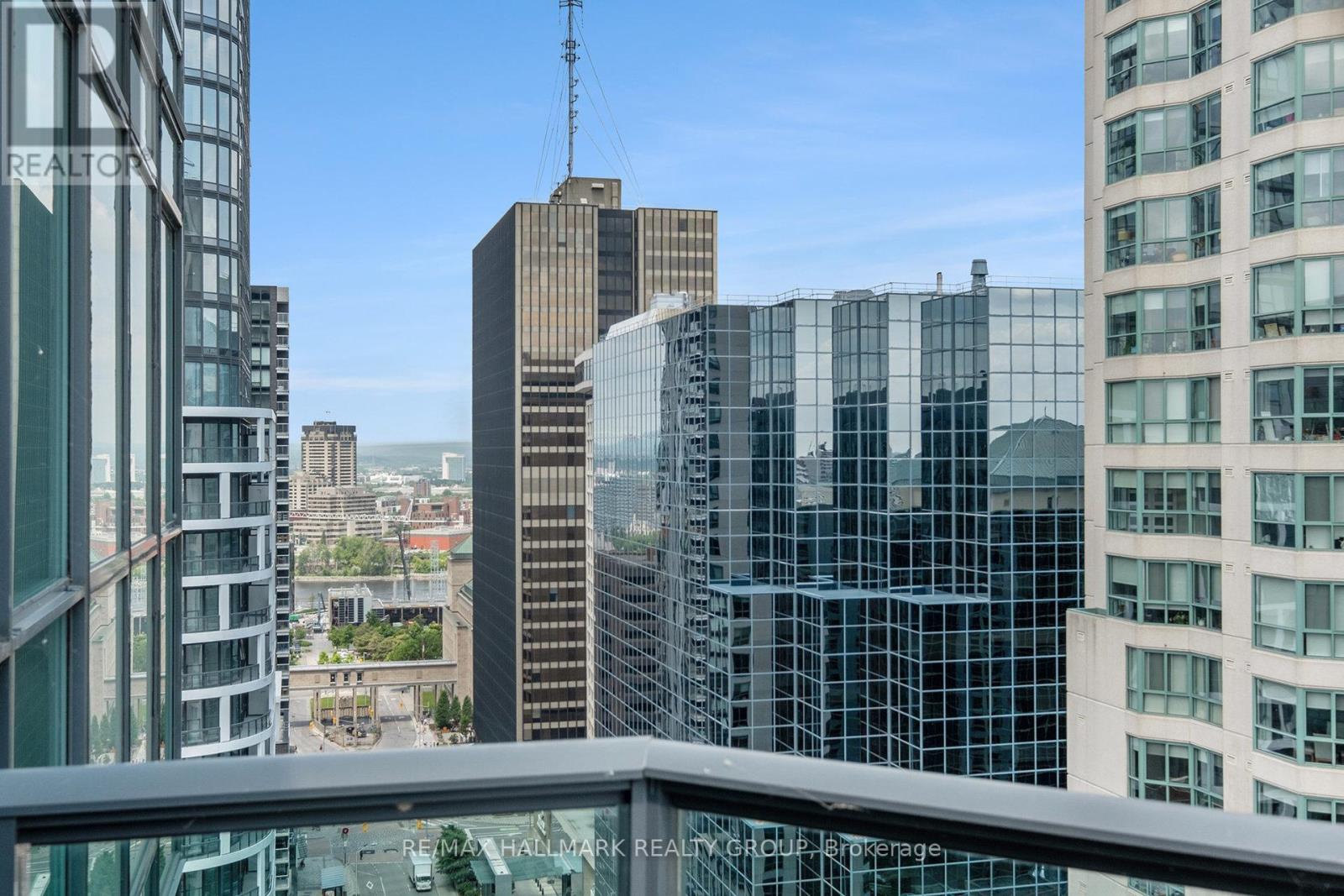 Ph4 - 445 Laurier Avenue W, Ottawa, Ontario  K1R 0A2 - Photo 31 - X12217724