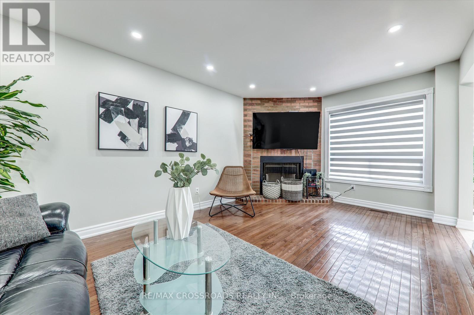 75 Wandering Trail, Toronto, Ontario  M1X 1K1 - Photo 17 - E12215329