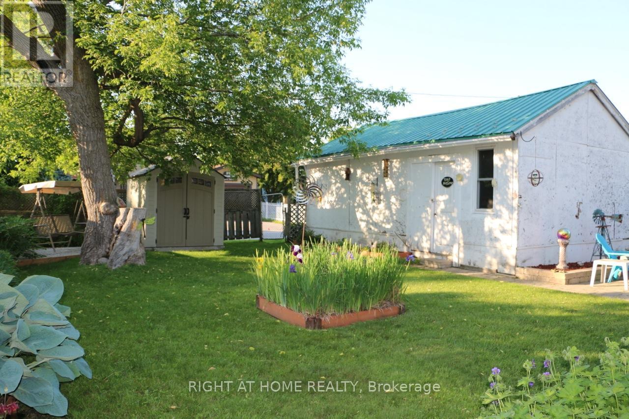 24 Brennan Avenue, Barrie, Ontario  L4N 3X3 - Photo 40 - S12115426